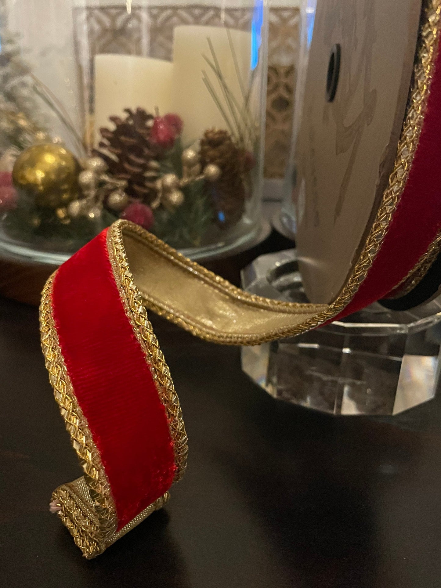 Designer velvet red with gold braid edge ribbon. 1”x 10 yards. Wired.*