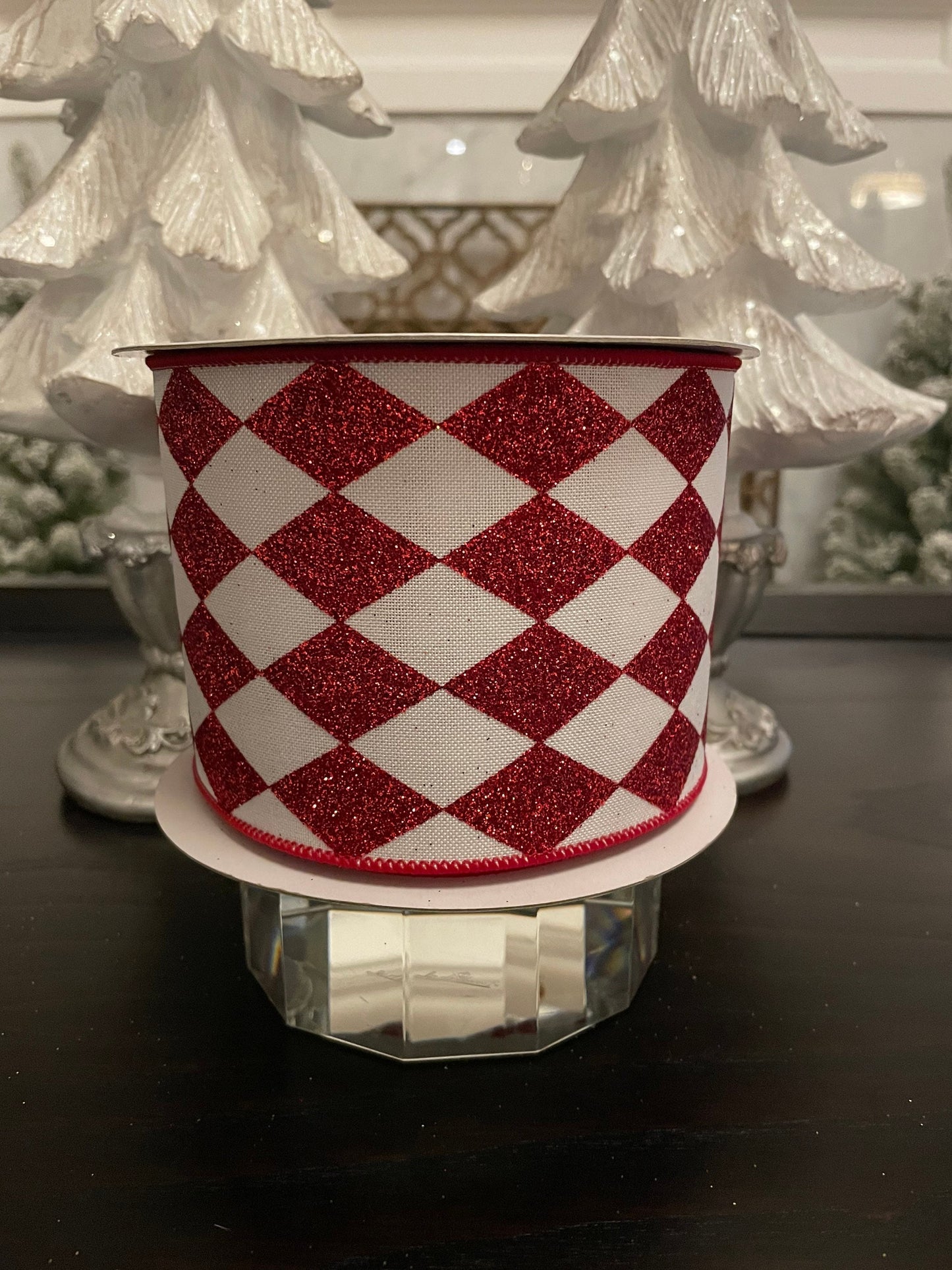 Glitter jester diamonds ribbon. Red and white 4”x 10 yards. Wired.*