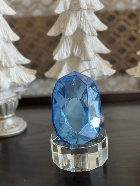 7”H x 4” W oblong jewel Shatterproof ornament. Periwinkle color.