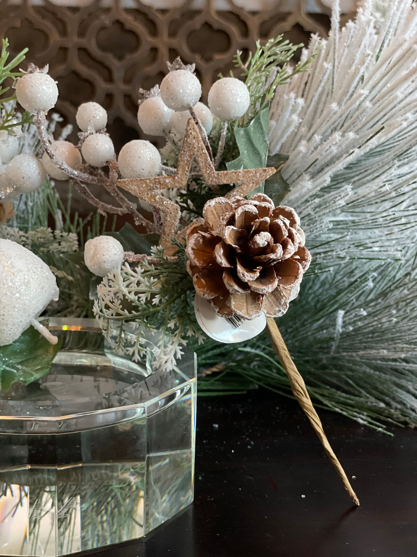 9" pick frost berry tree and star pick 2 assortment, natural frosted set. Set of 4*.