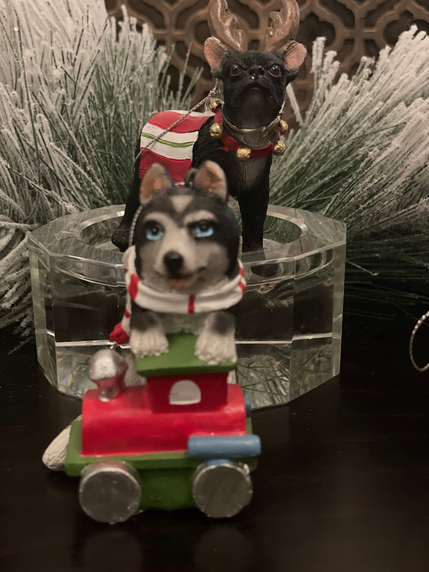 3.5” resin dapper chistmas dog ornament. Set of 4 dogs.