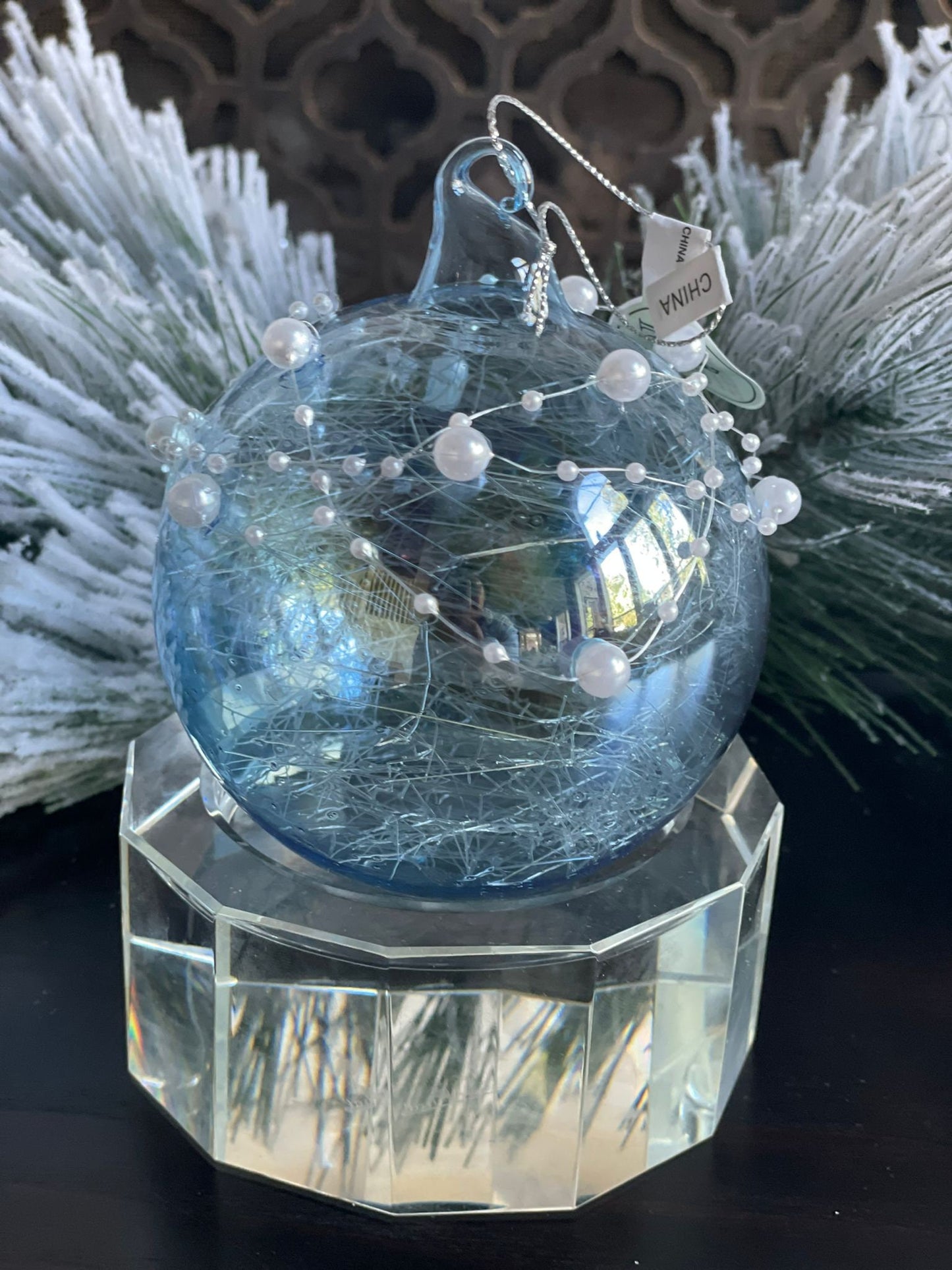 4"glass ball w/pearls net ornament