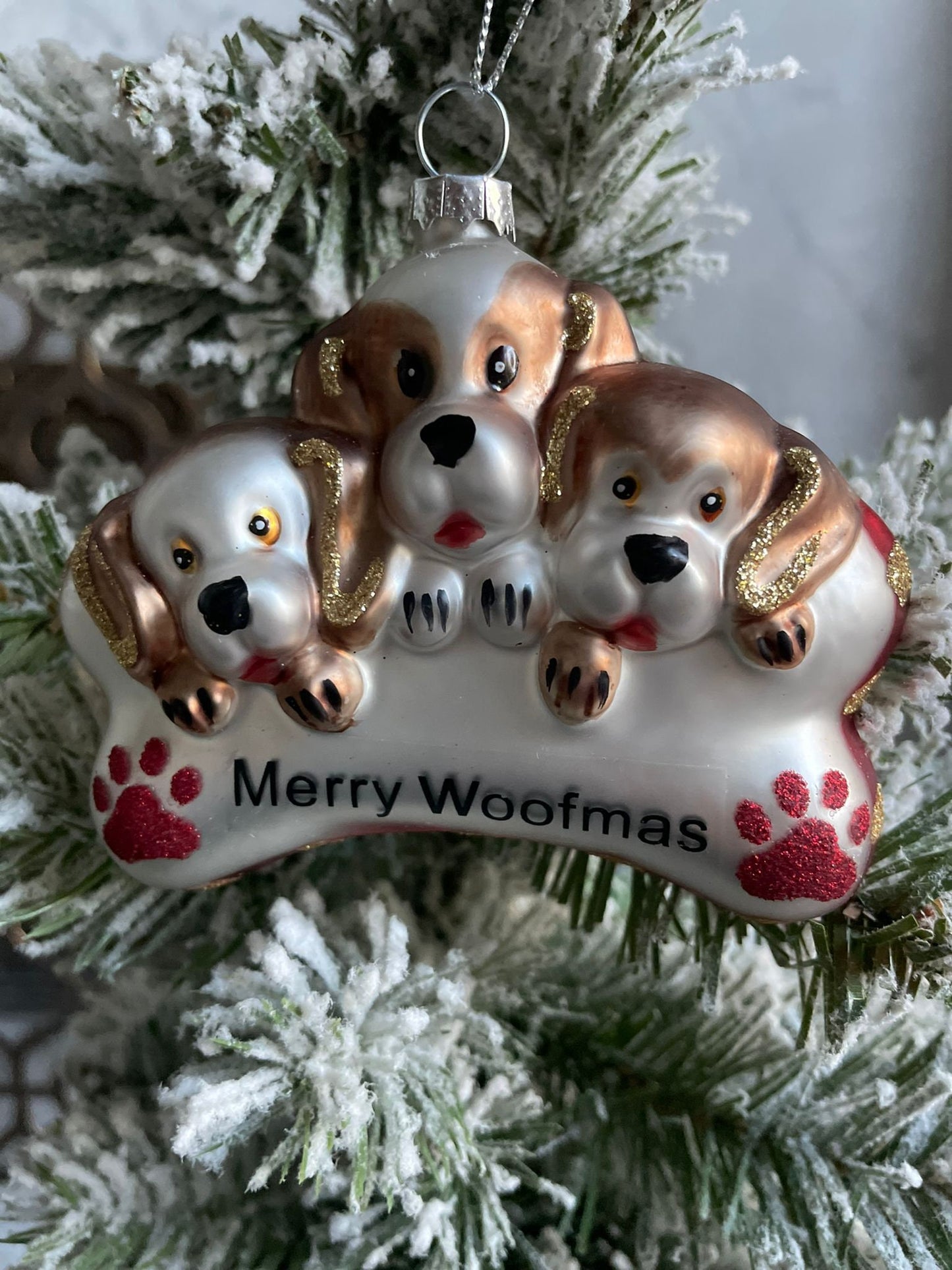 4" glass dogs "merry woofmas" bone ornament.