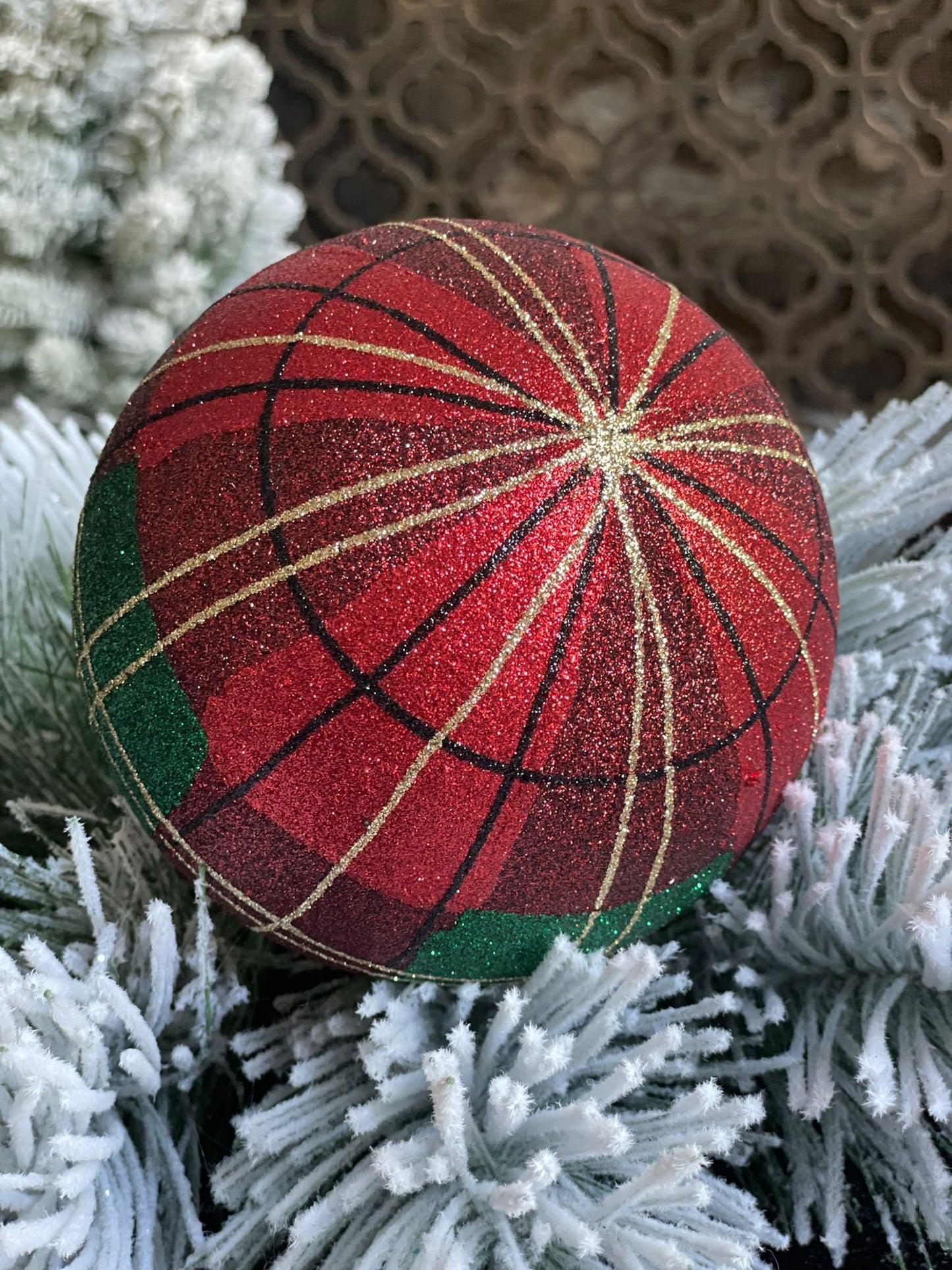 SET of 2. 140mm vp glitter plaid ball ornament box.*