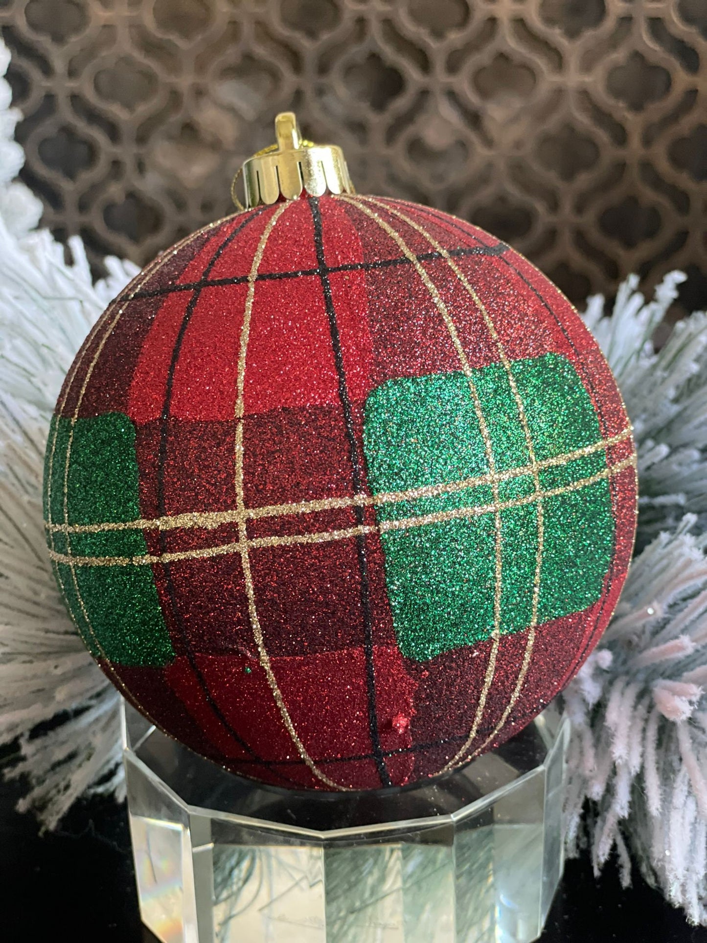 SET of 2. 140mm vp glitter plaid ball ornament box.*