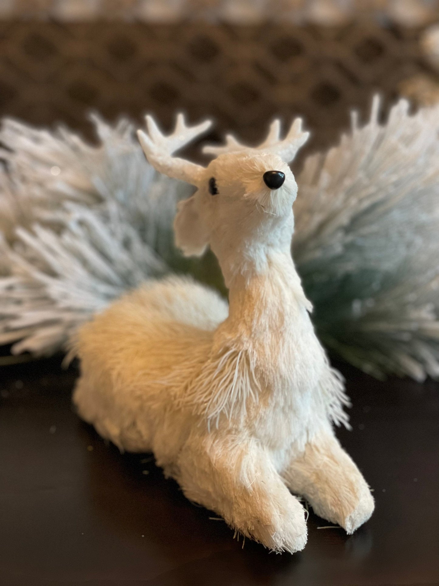 8"TX9.5" Deer. Snow fleece laying deer.