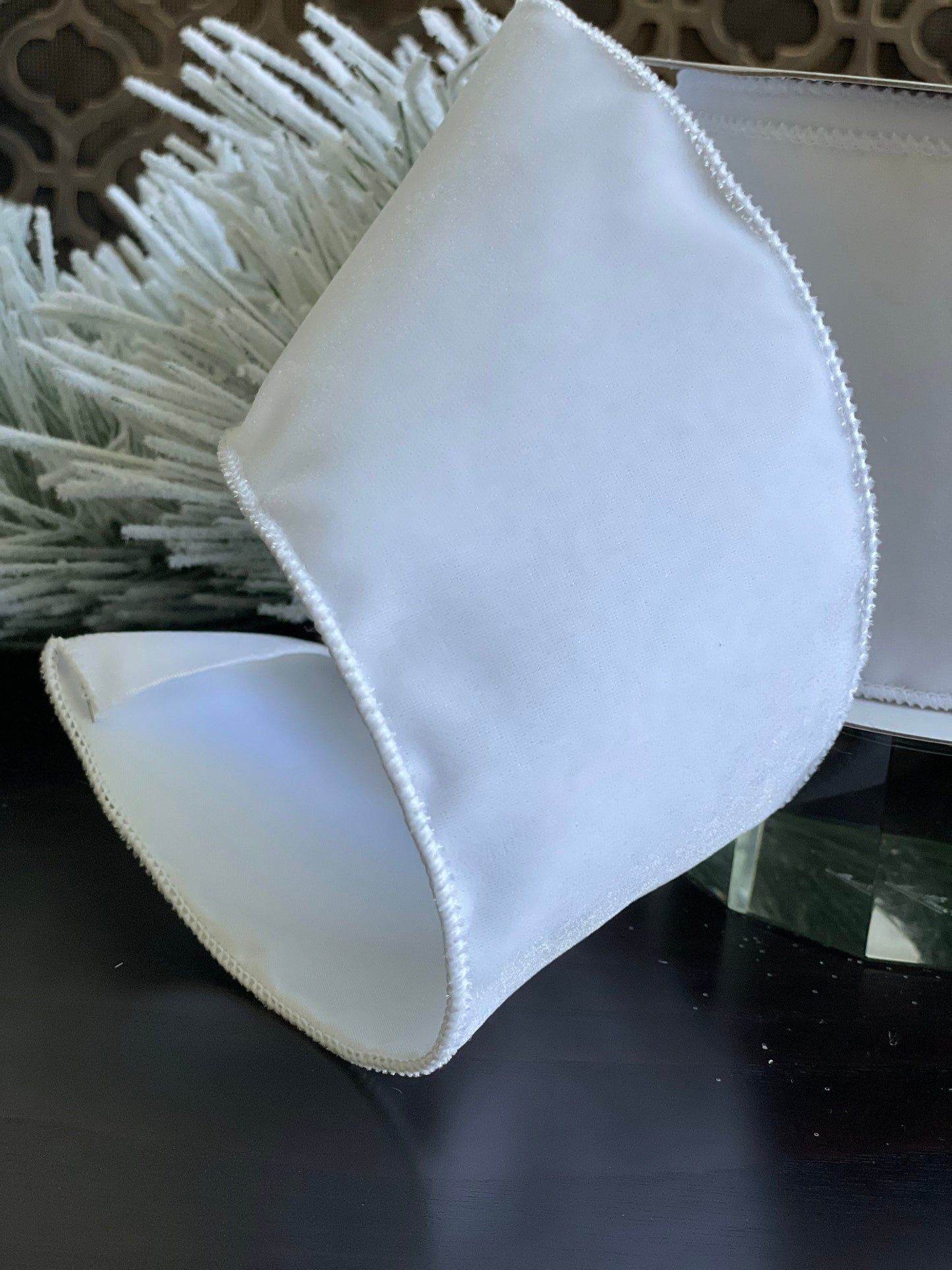 Ribbon Velveteen white 4"x 10 yds.