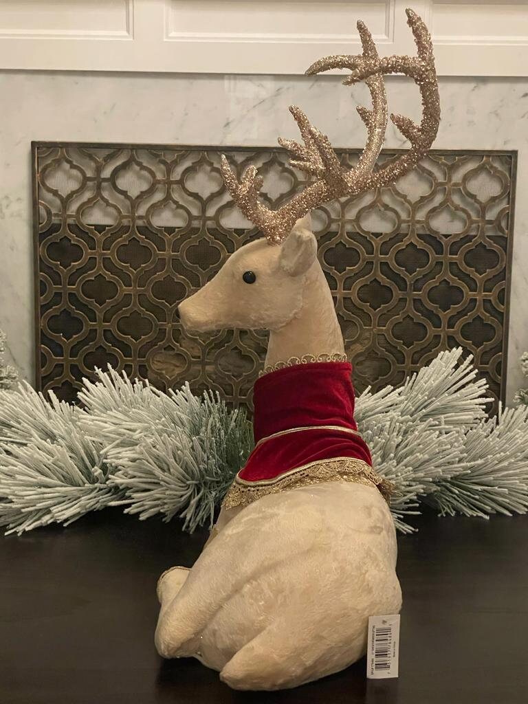 21" Santa's Reindeer Sitting