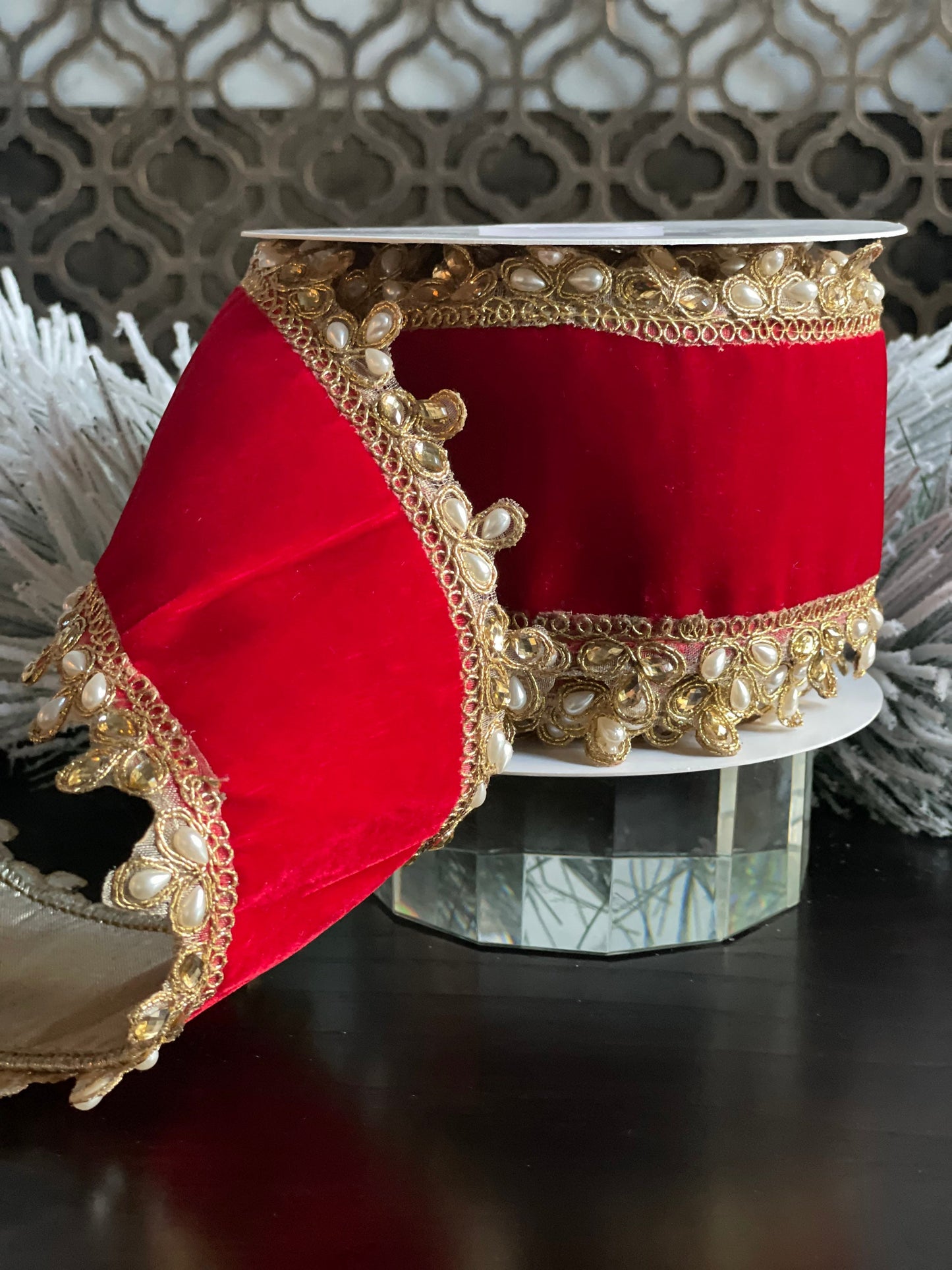 4”x 5 yds. velvet pearl / jewel edge double side ribbon. Red. Wired.