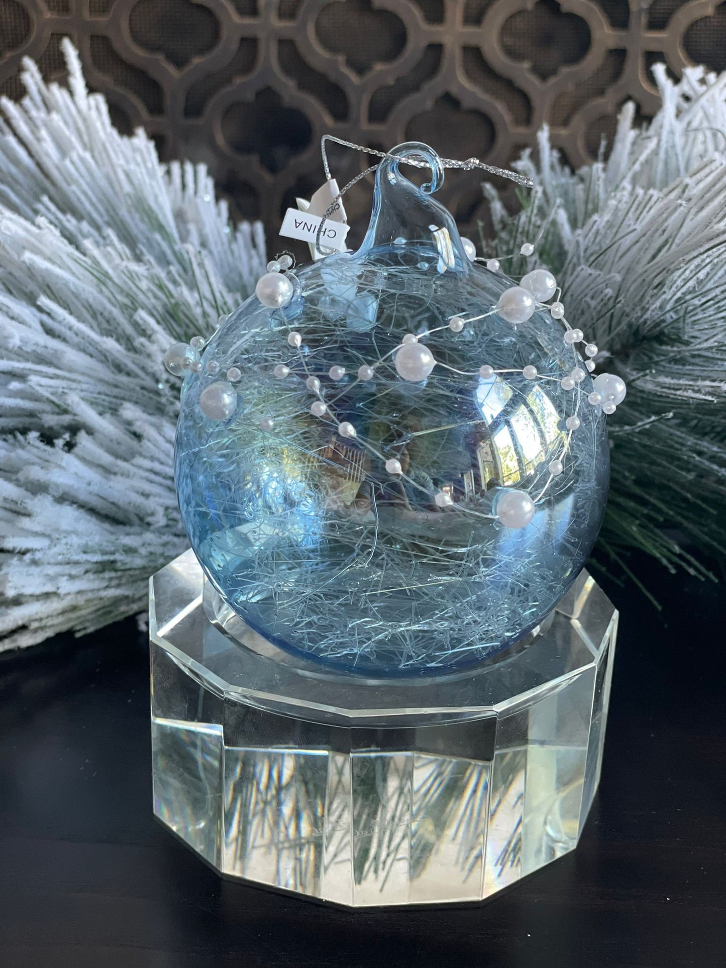 4"glass ball w/pearls net ornament