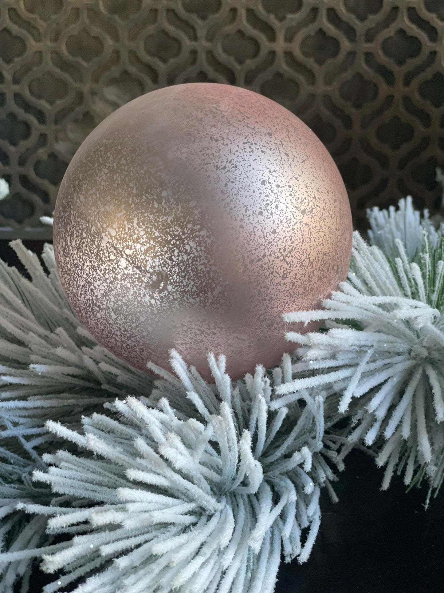 SET of 2. 140mm vp matt mercury ball ornament box.*