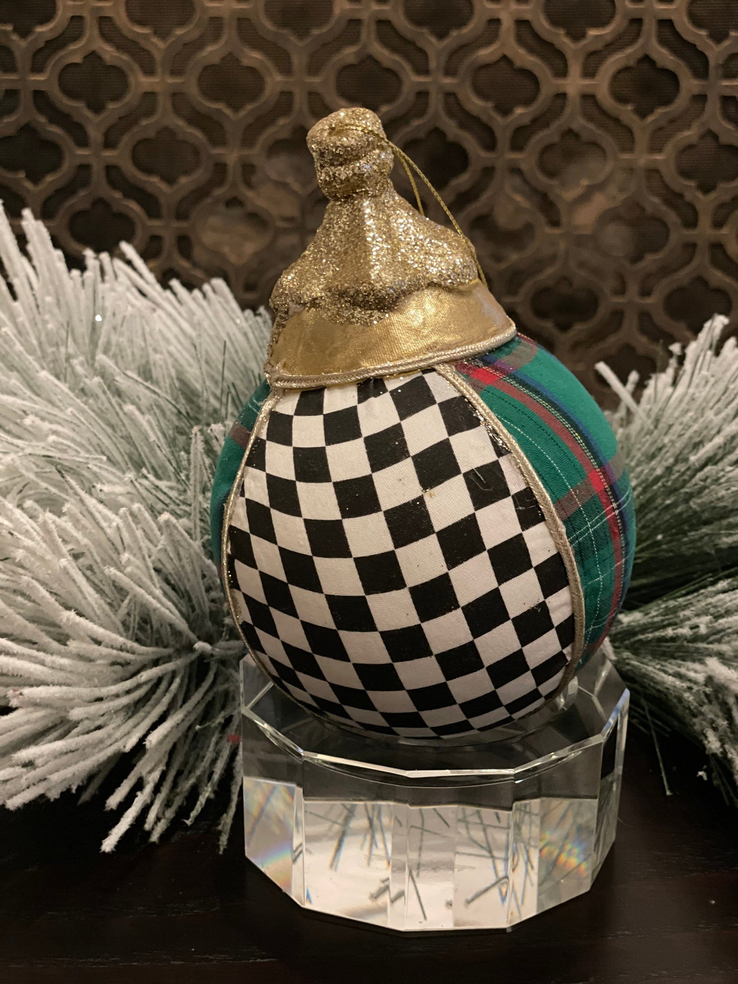 7” Ball checkered plaid green