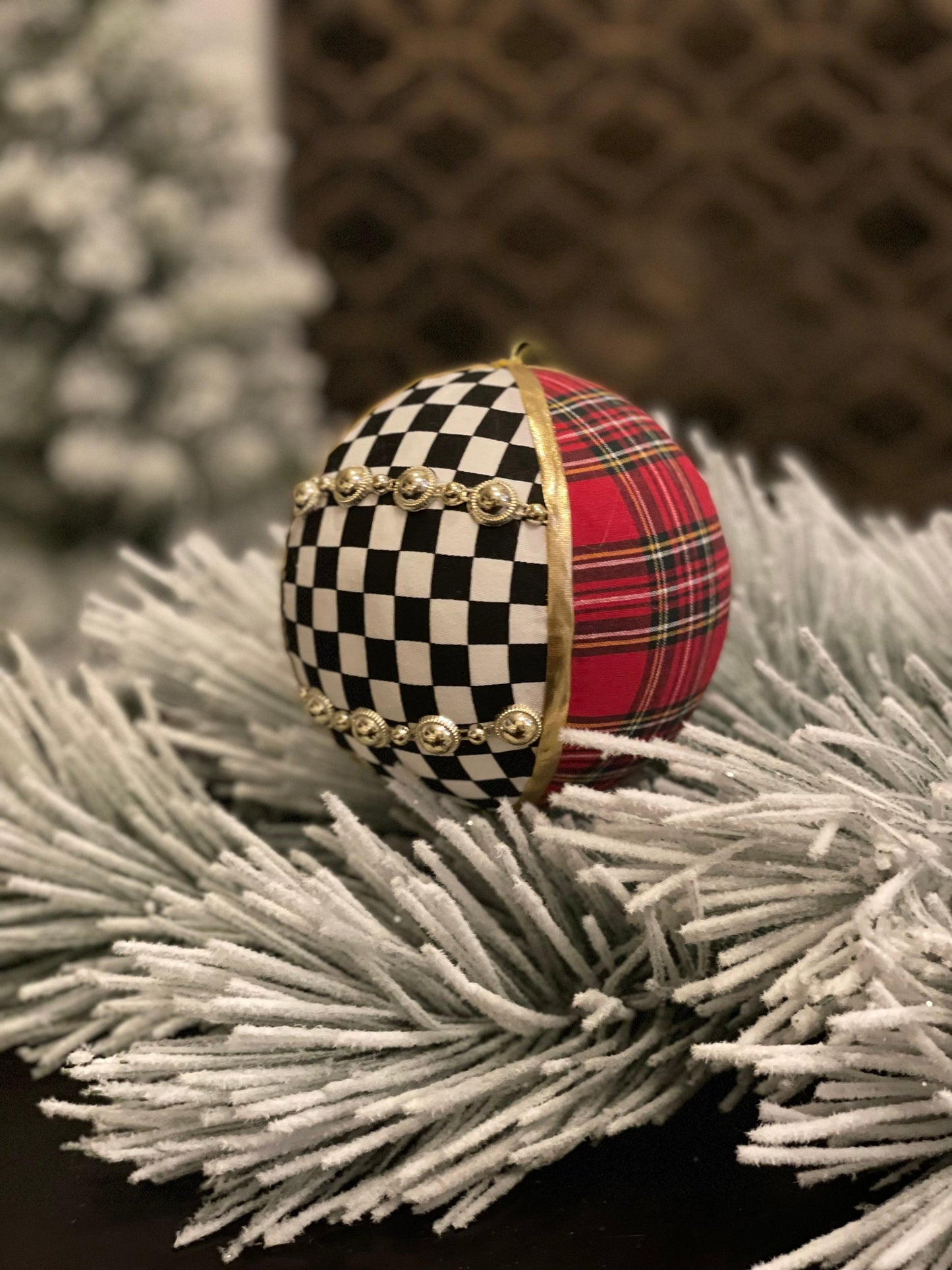 5” Ball checkered plaid red