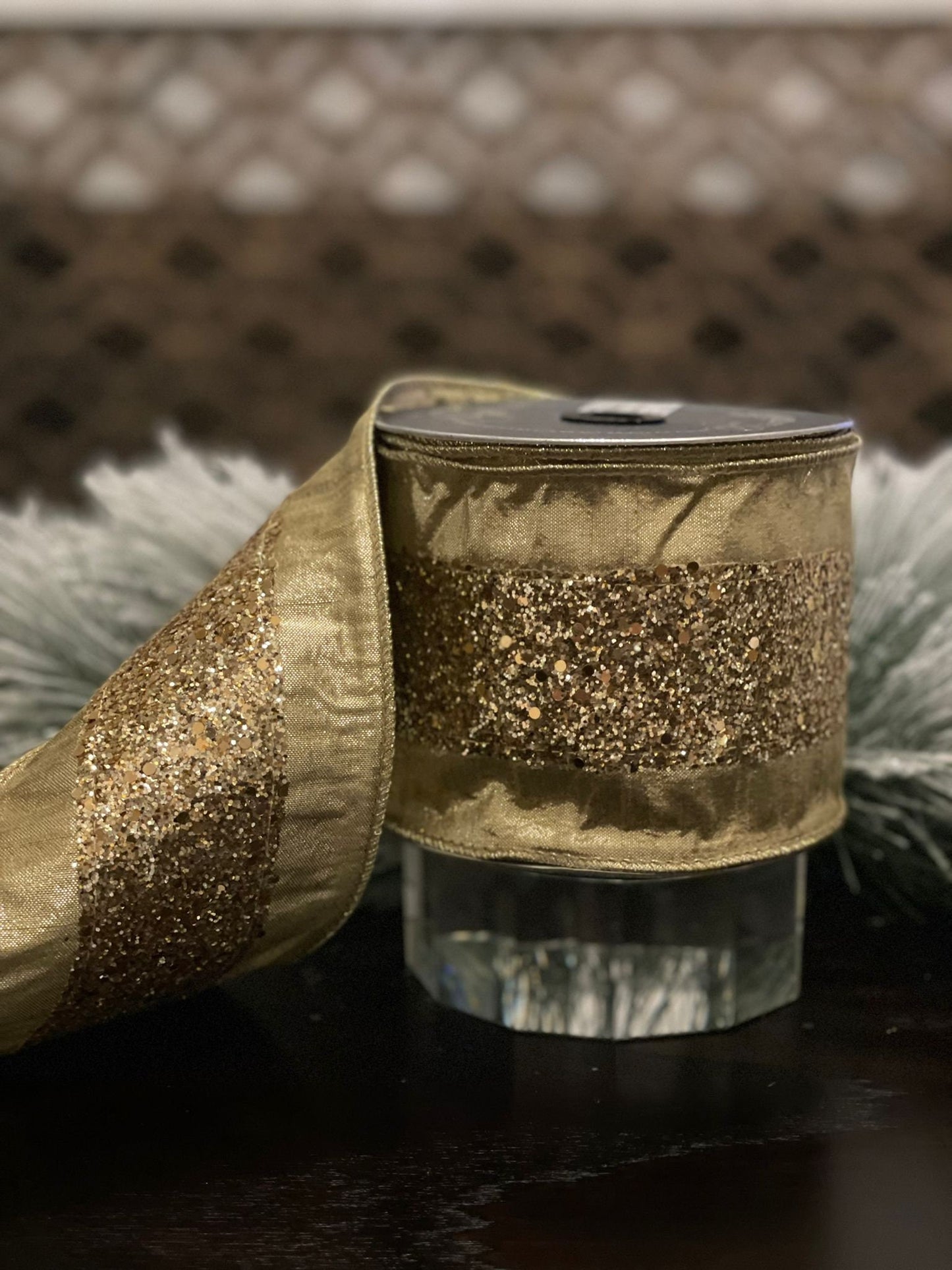4”x 10 yds. glitter trim gold. Wired. Farrisilk.