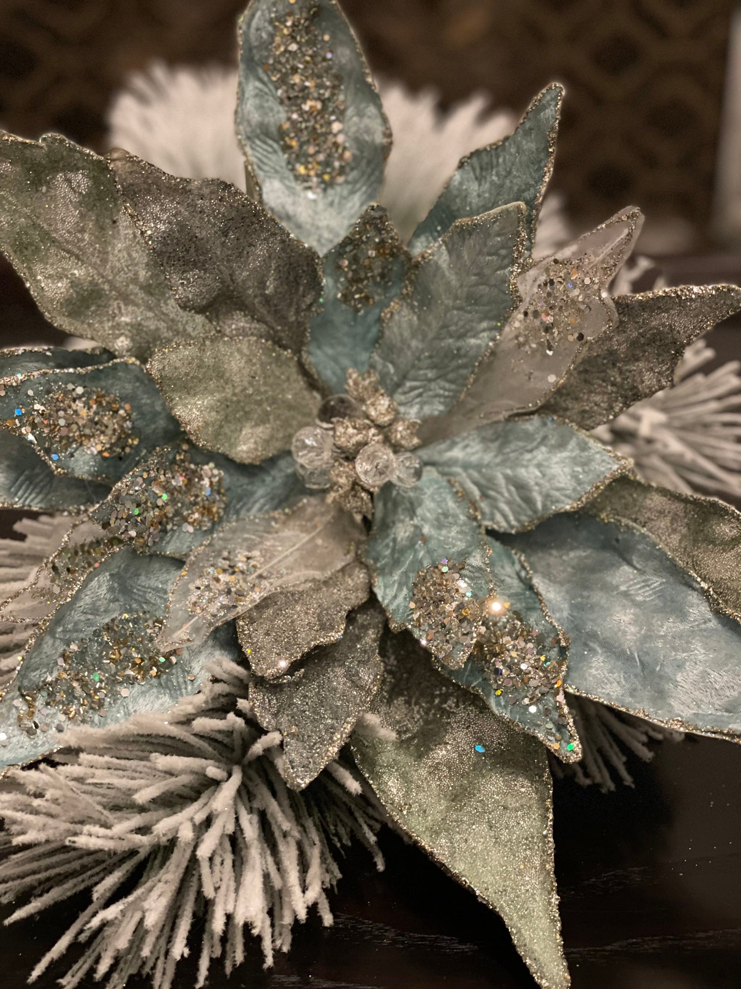 XXL Clip Poinsettia beaded soft blue. 17” tip to tip.