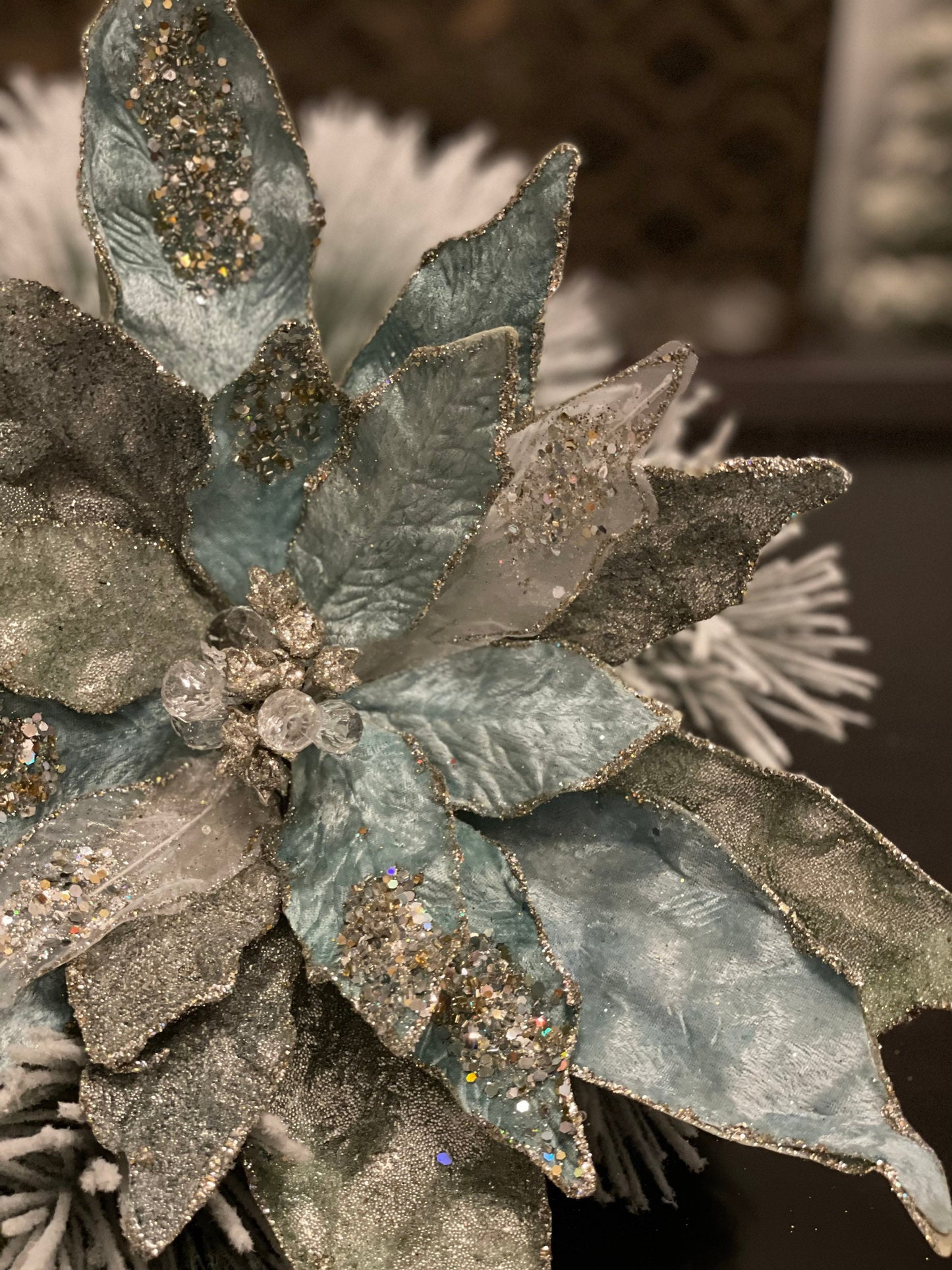 XXL Clip Poinsettia beaded soft blue. 17” tip to tip.