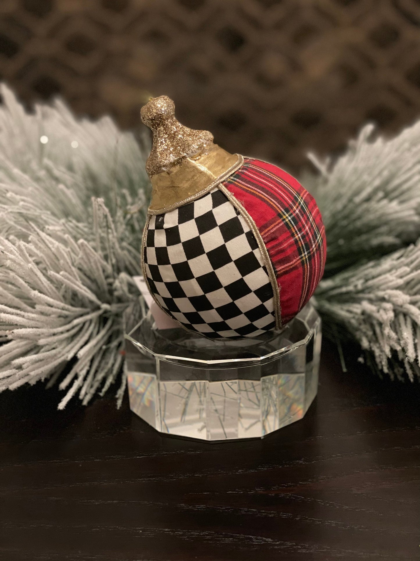 6” Ball checkered plaid red