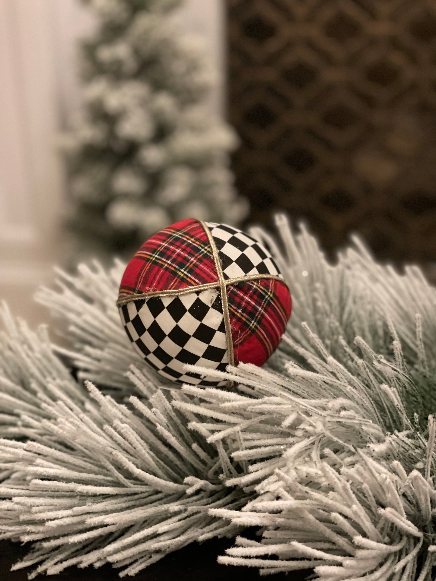 6” Ball checkered plaid red