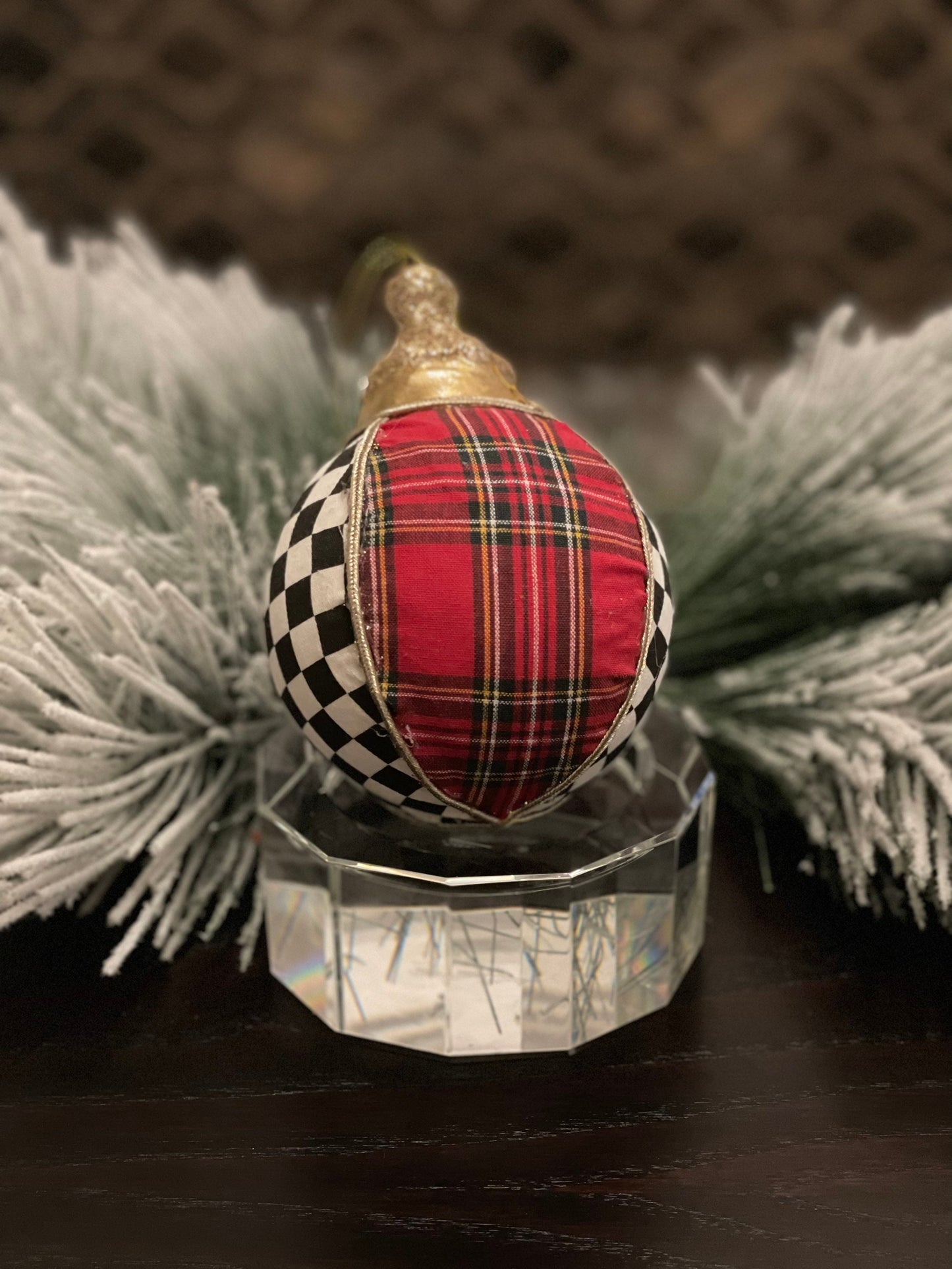 6” Ball checkered plaid red