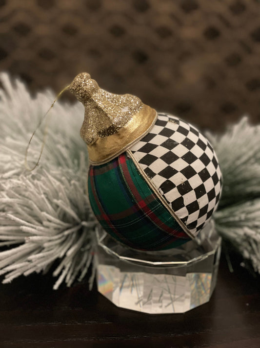 7” Ball checkered plaid green