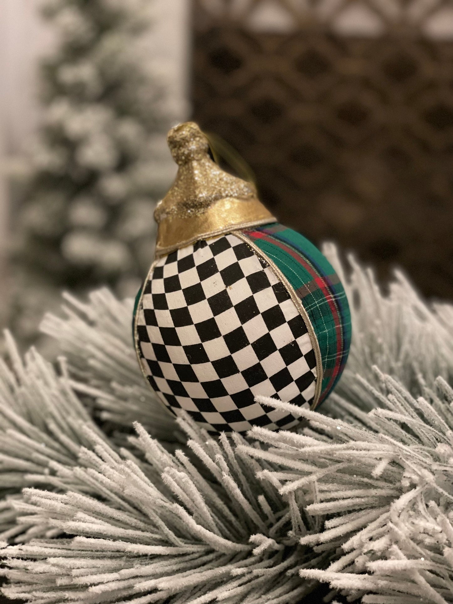7” Ball checkered plaid green