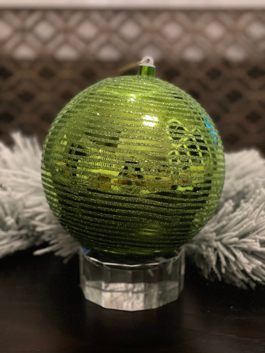 Ball 200mm shiny green glitter. Plastic.