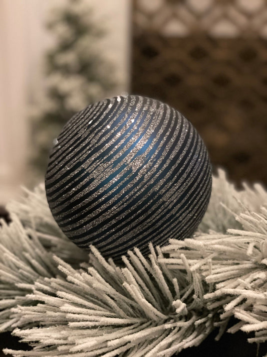 Ball 150mm matte blue chrome glitter. Plastic.