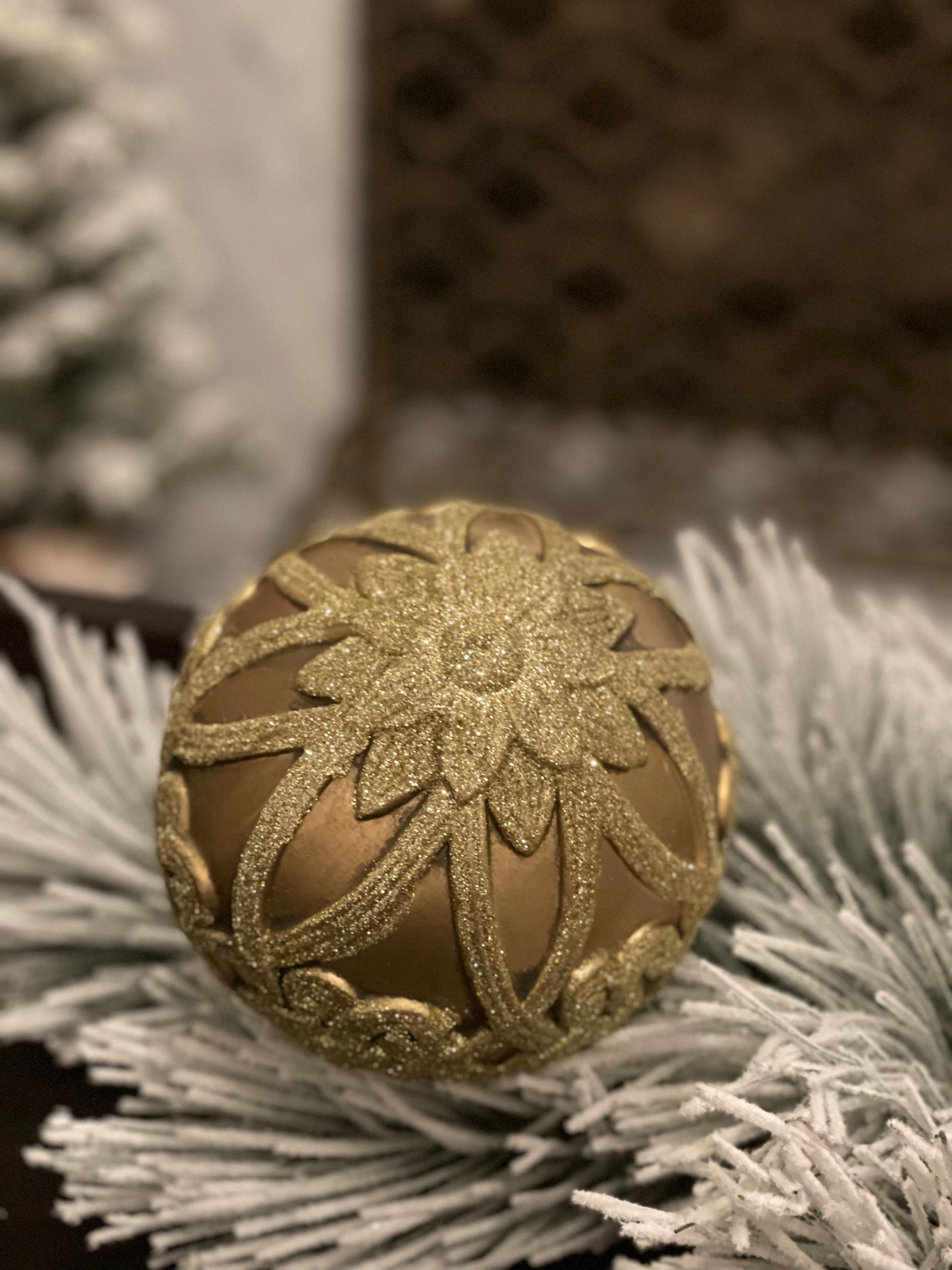 8” Ball filagree champagne. Plastic.