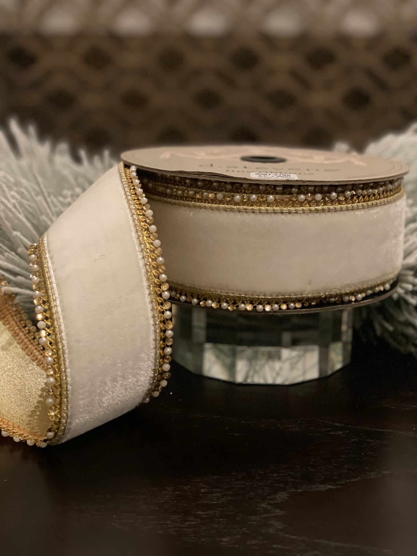 2.5” x 10 yds. Velvet petite jewel edge winter white ribbon. Wired.