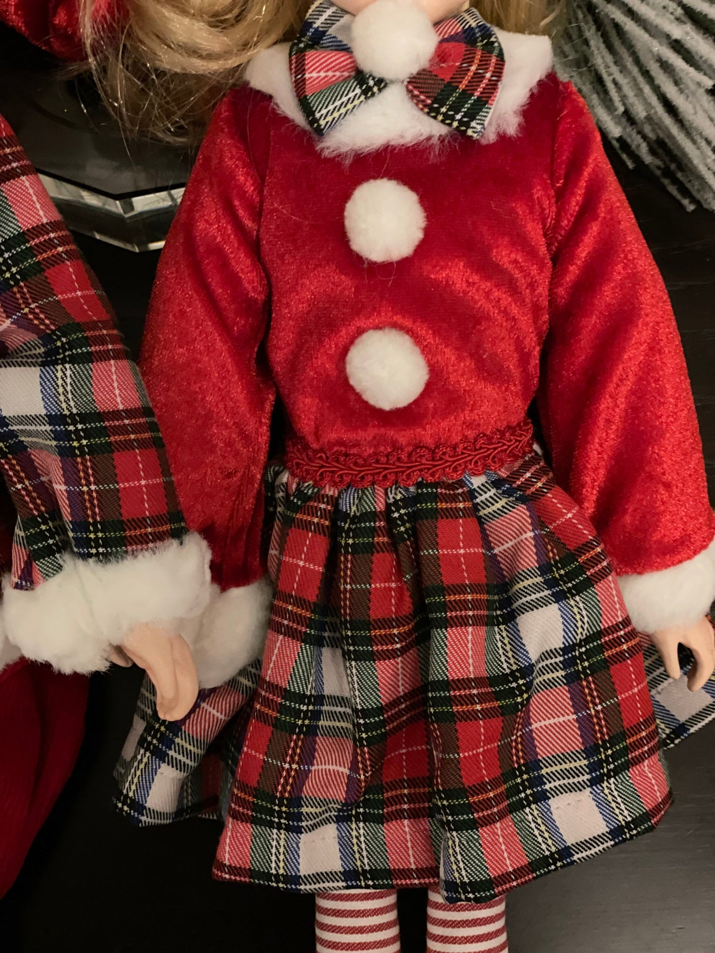 17” Elf boy and girl velvet plaid. Set of 2. Posable.*