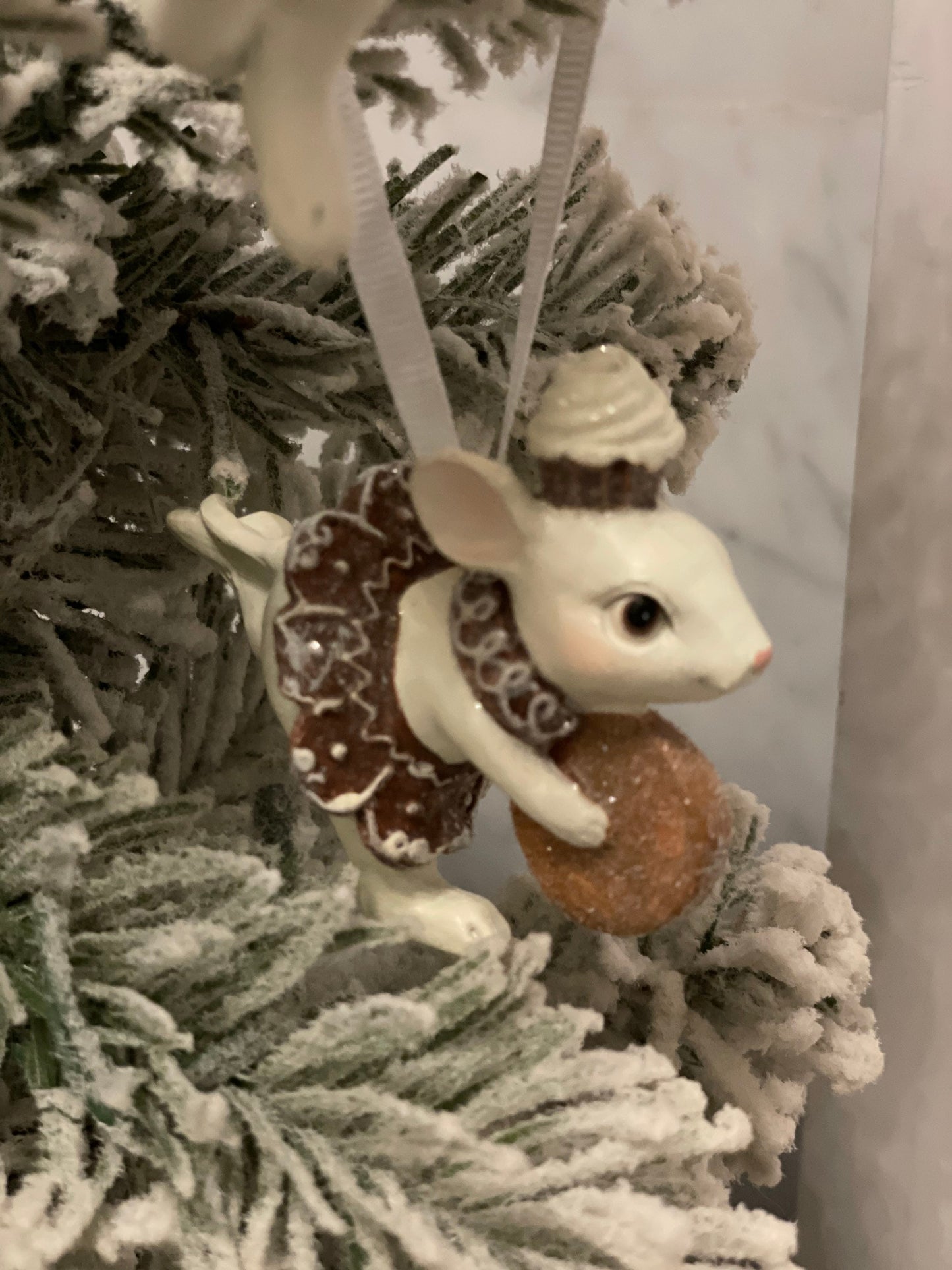 3” resin mouse with gingerbread cake and cookie ornament. Set of 2.