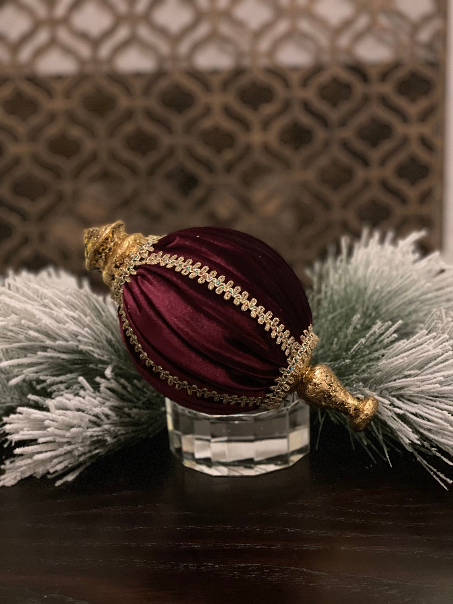 10.5” Velvet and lace finial ornament burgundy.