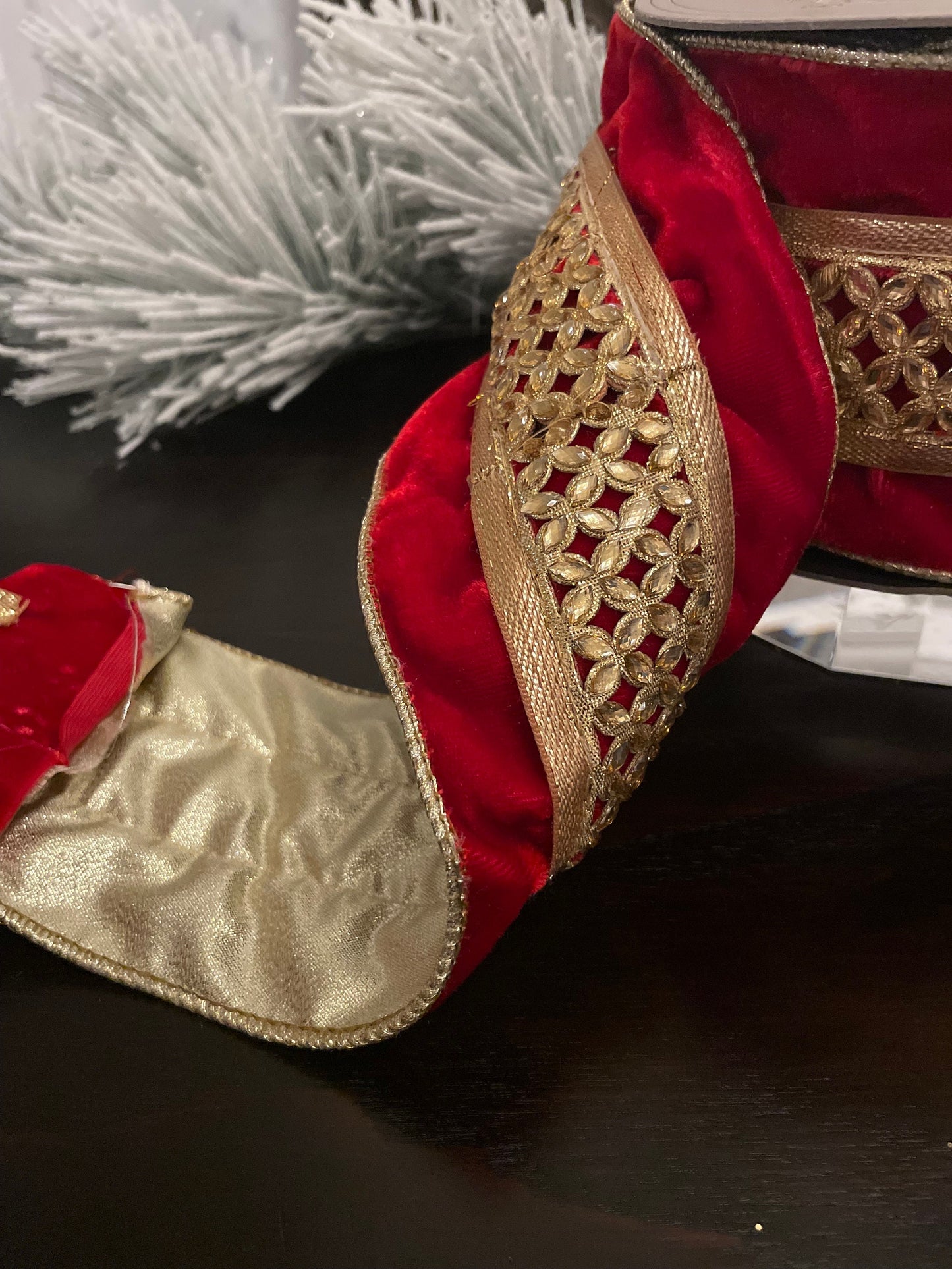 4” x 5 yds Ribbon velvet jeweled trellis metallic dupion back, gold-red. Wired. D. Stevens.
