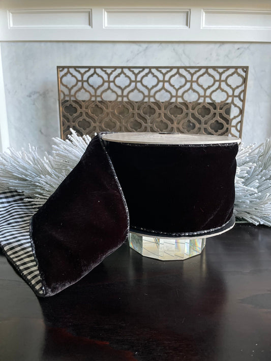4” x 10 yds. Designer black velvet and taffeta check back ribbon. Wired. D. Stevens.