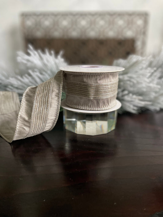 2.5” x 5 yds Designer platinum and light gold stripe trim dupion ribbon. Wired. Regency.