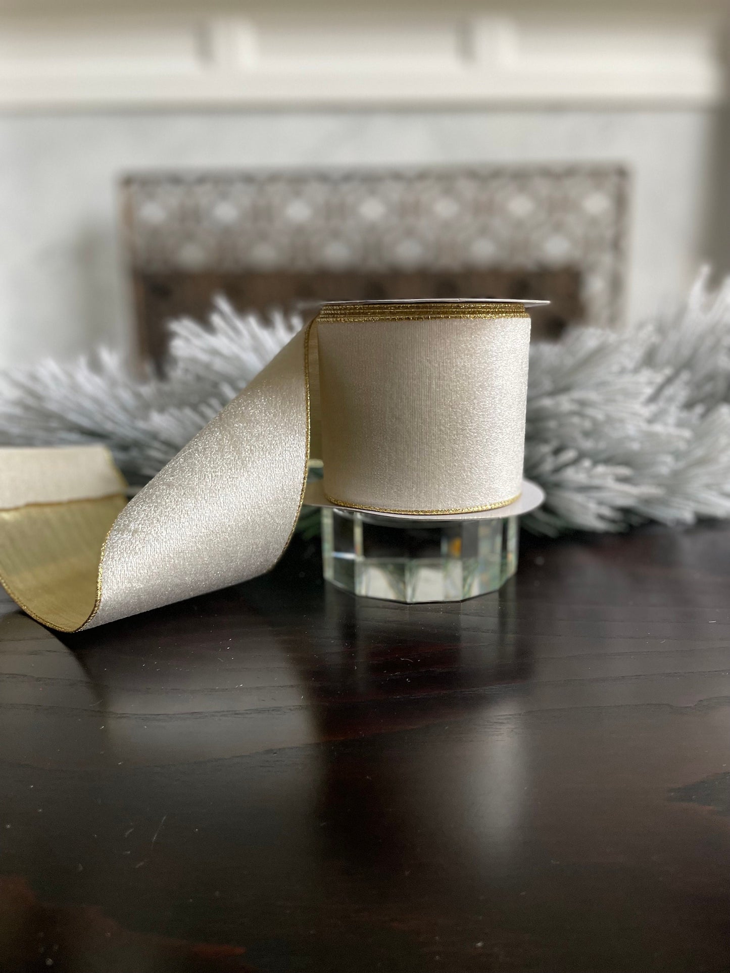 4” x 10 yds. White velvet and metallic gold back ribbon. Wired. Regency.