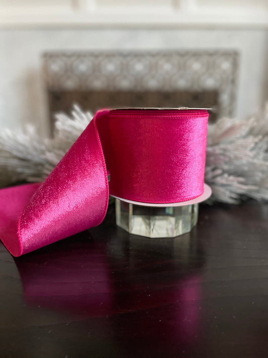 4” x 10 yds. Fuschia velvet with dupion back ribbon. Wired. Regency.