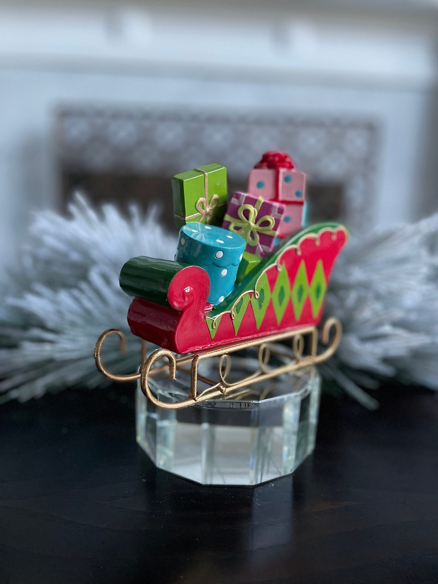 6” Resin sleigh with packages, tabletop ornament. Christmas. Multi color.