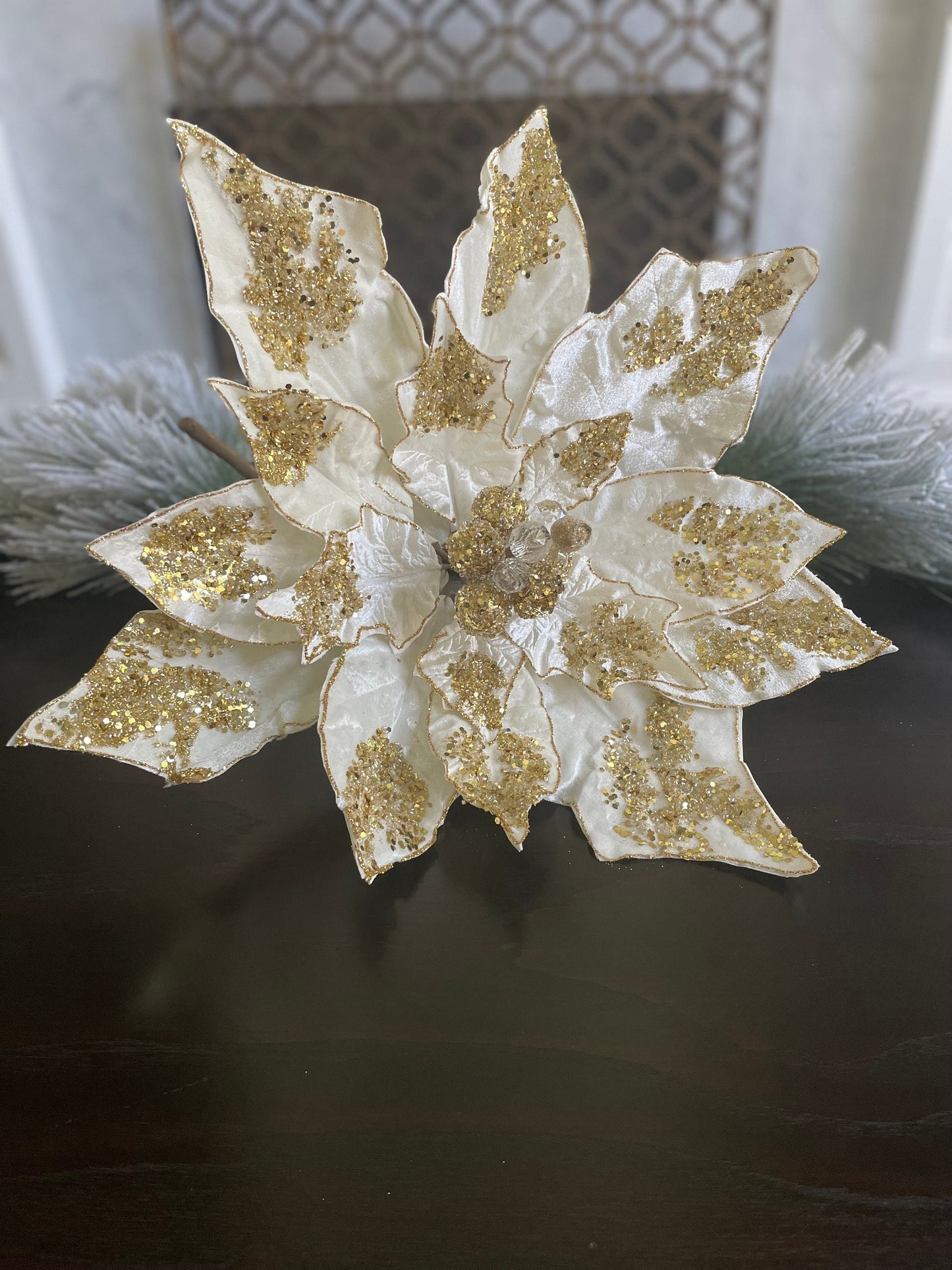 22” Poinsettia light ivory and gold glitter. 22” tip to tip. Stem poinsettia.