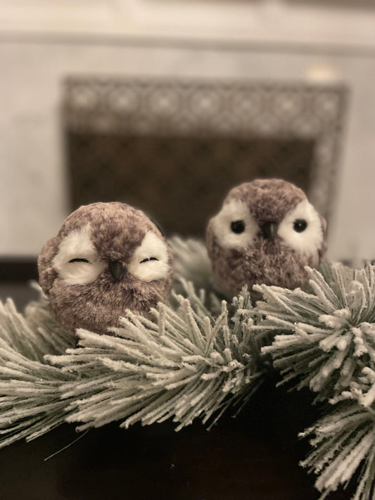Set of 2. 4.75” Owl ornament. Natural.