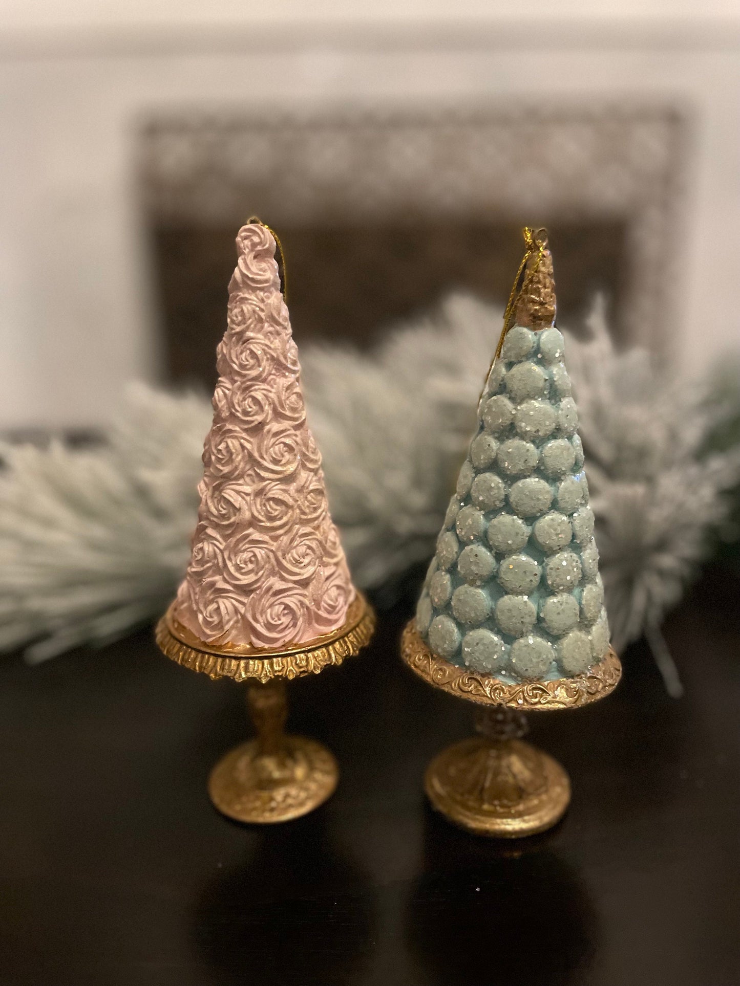 Set of 2. 7.5" Rose icing and macaroon tree ornament. Sweet!