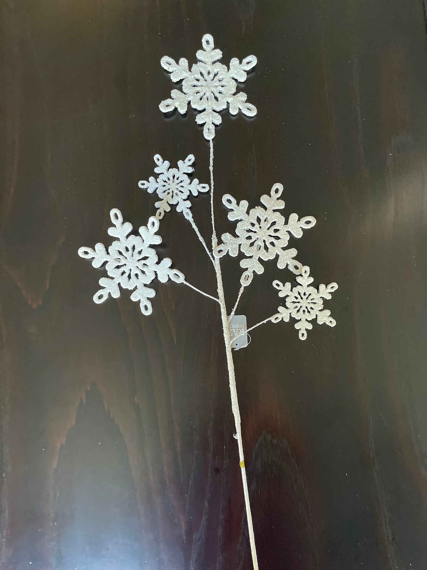 28.25" snowflake spray white*