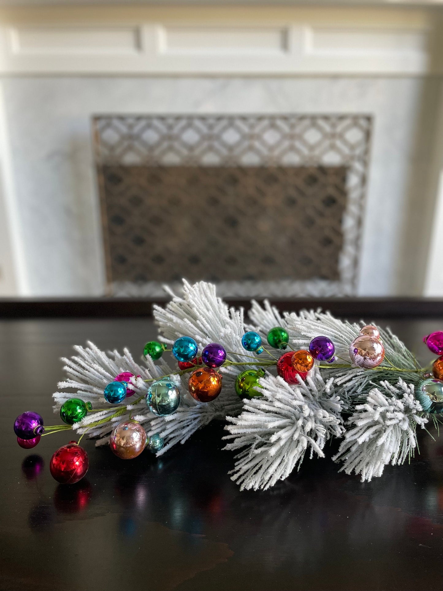6’ Multicolor ball garland