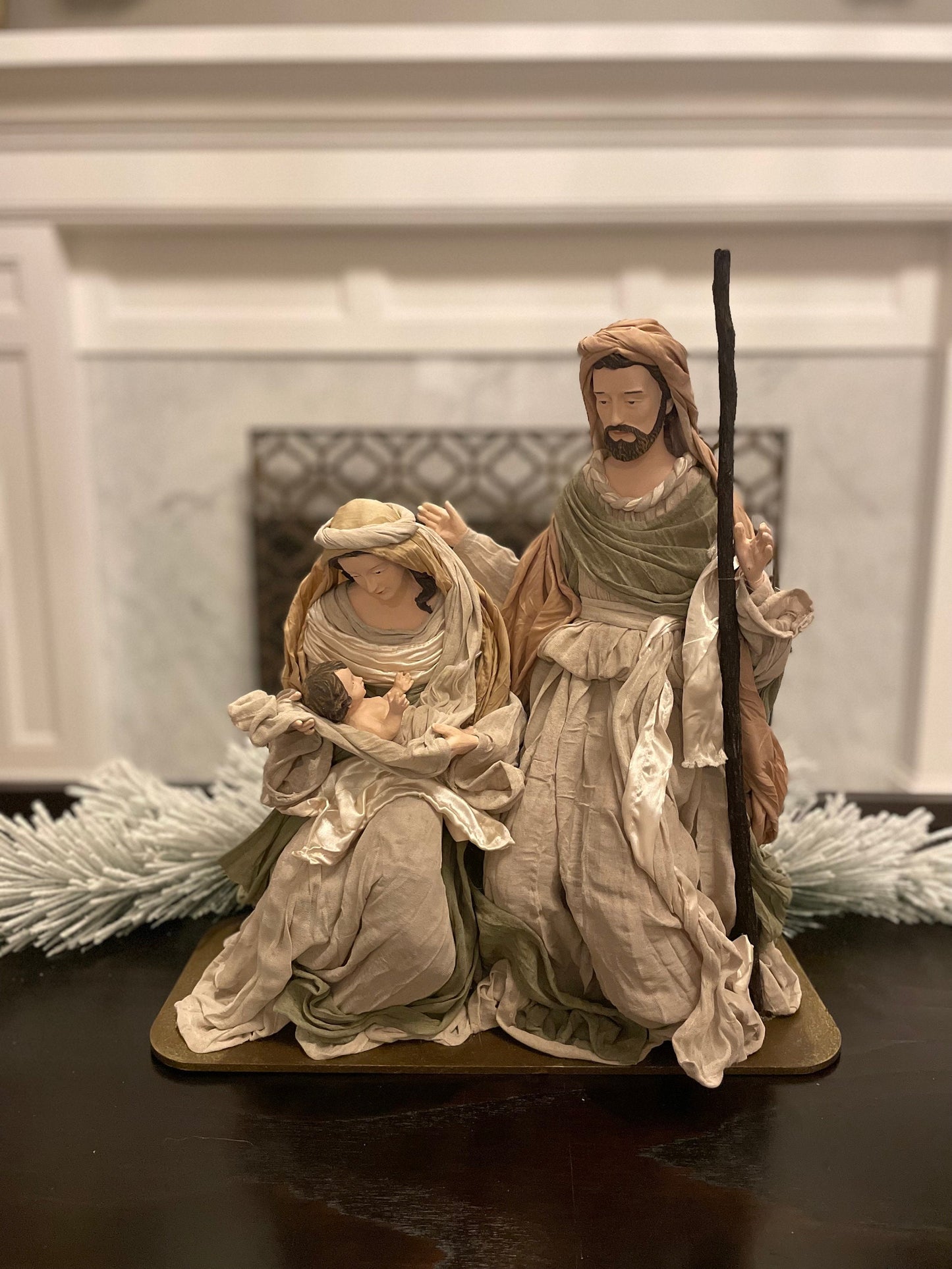 19.5" Holly Family. Fabric. Neutral.