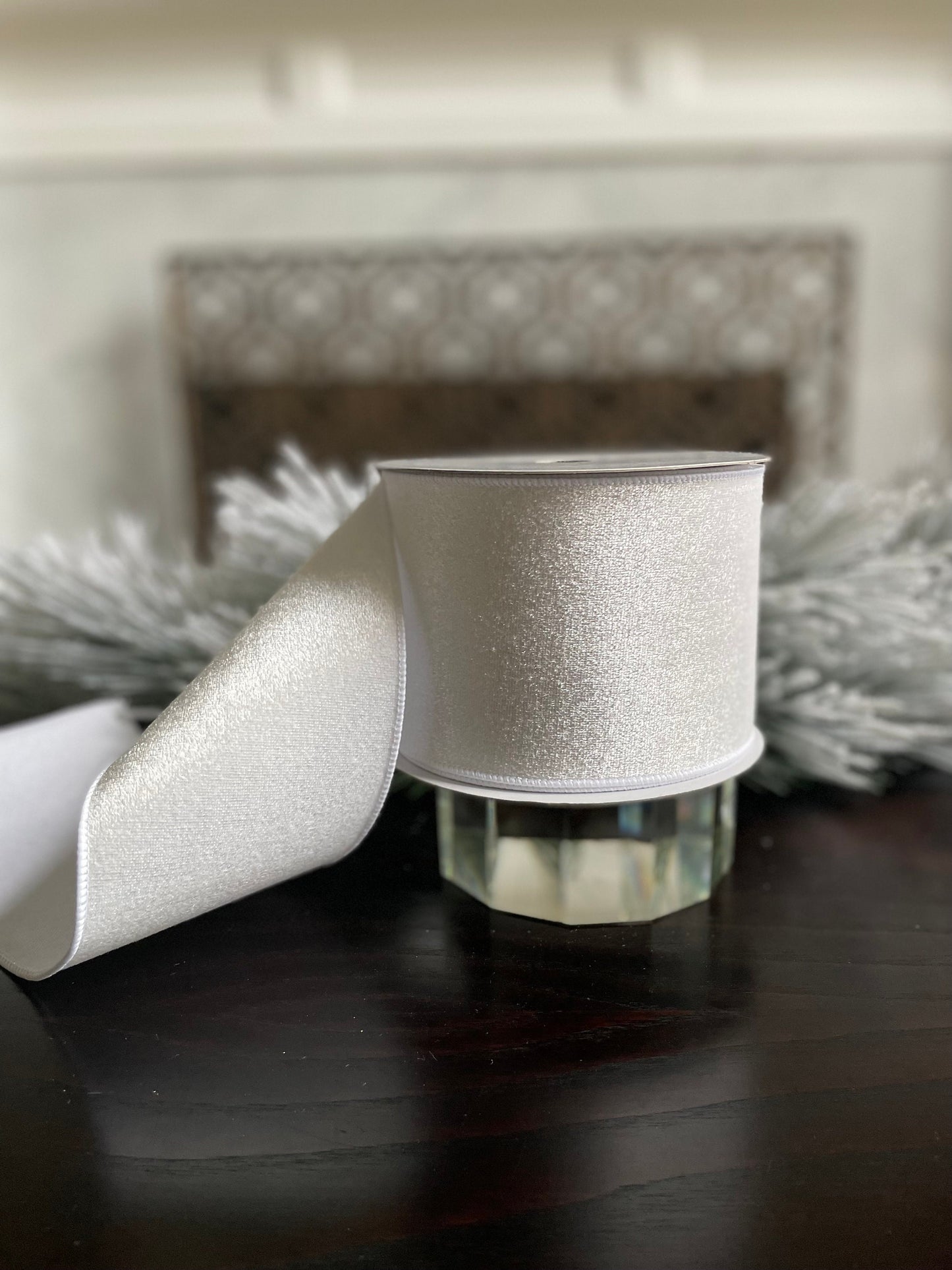 4” x 10 yds. White velvet with dupion back ribbon. Wired. Regency.