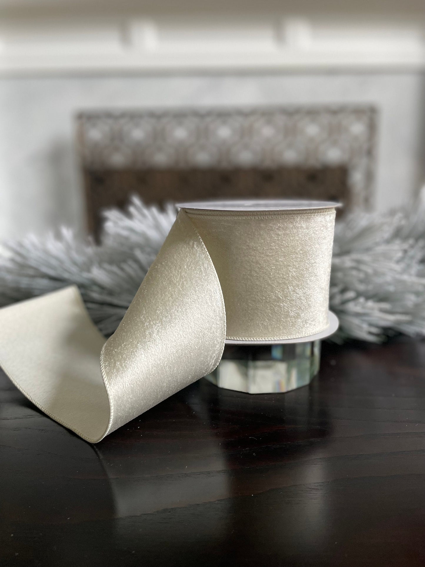 4” x 10 yds. Ivory velvet with dupion back ribbon. Wired. Regency.