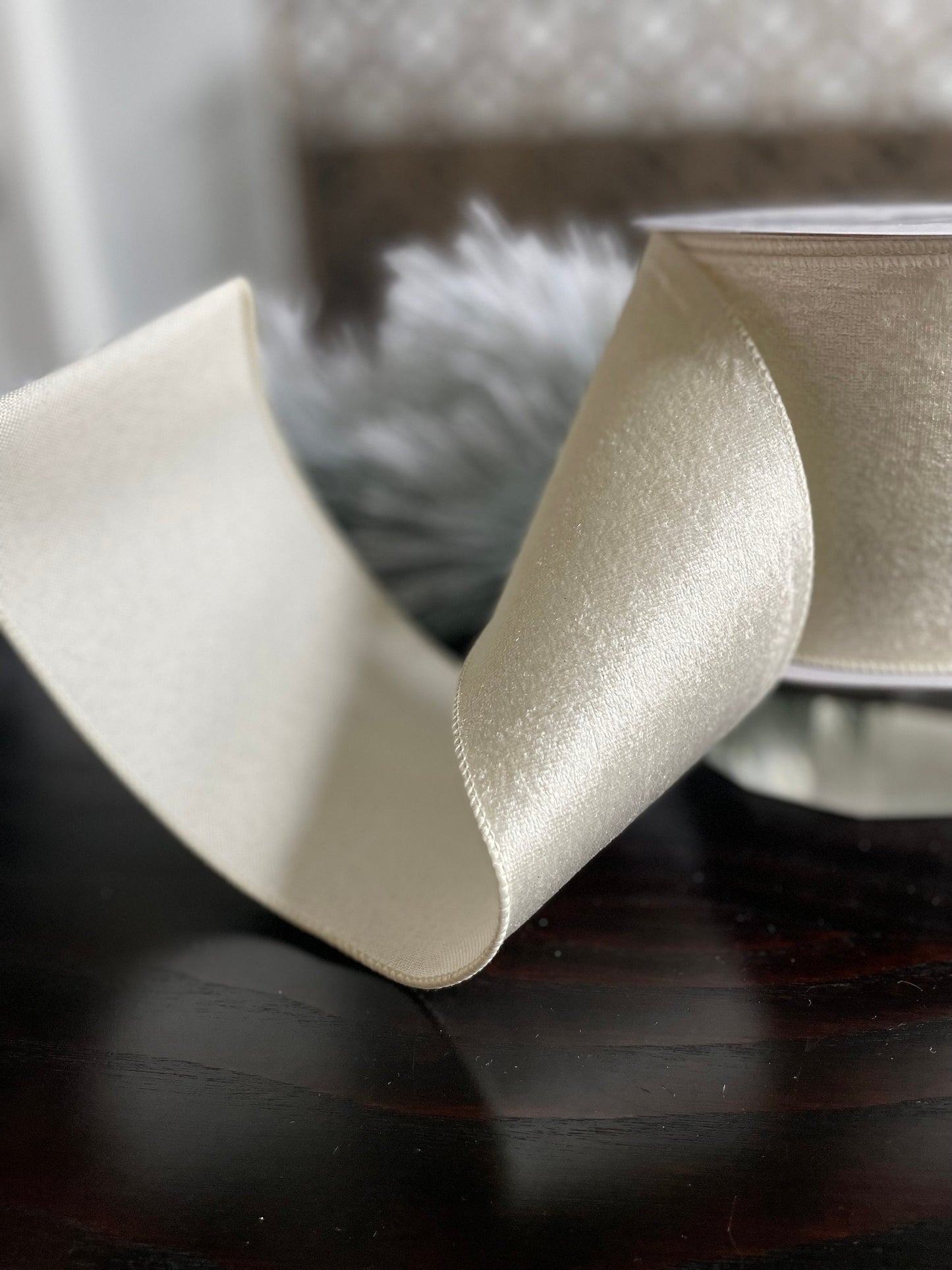 4” x 10 yds. Ivory velvet with dupion back ribbon. Wired. Regency.