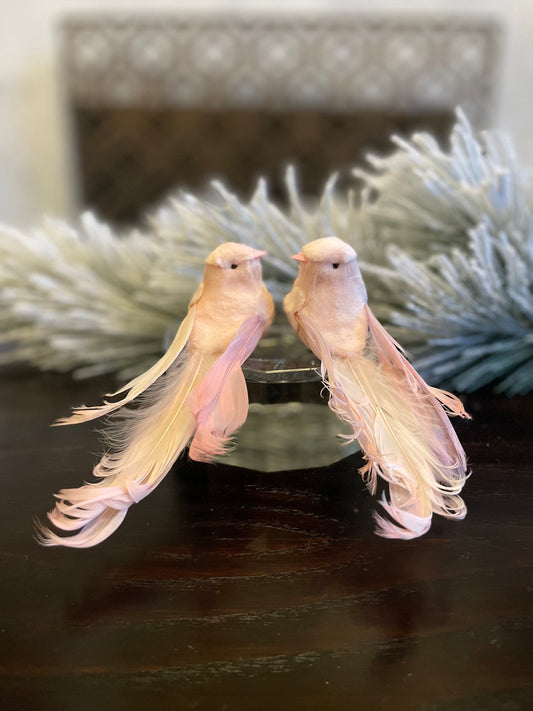 6” Pair of velvet and feather fluffy tail bird clip ornaments. Soft pink. 1 set of 2 birds.