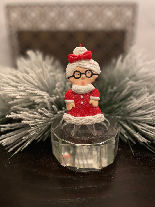SET of 2. 5.25" Mrs. Claus ornament.
