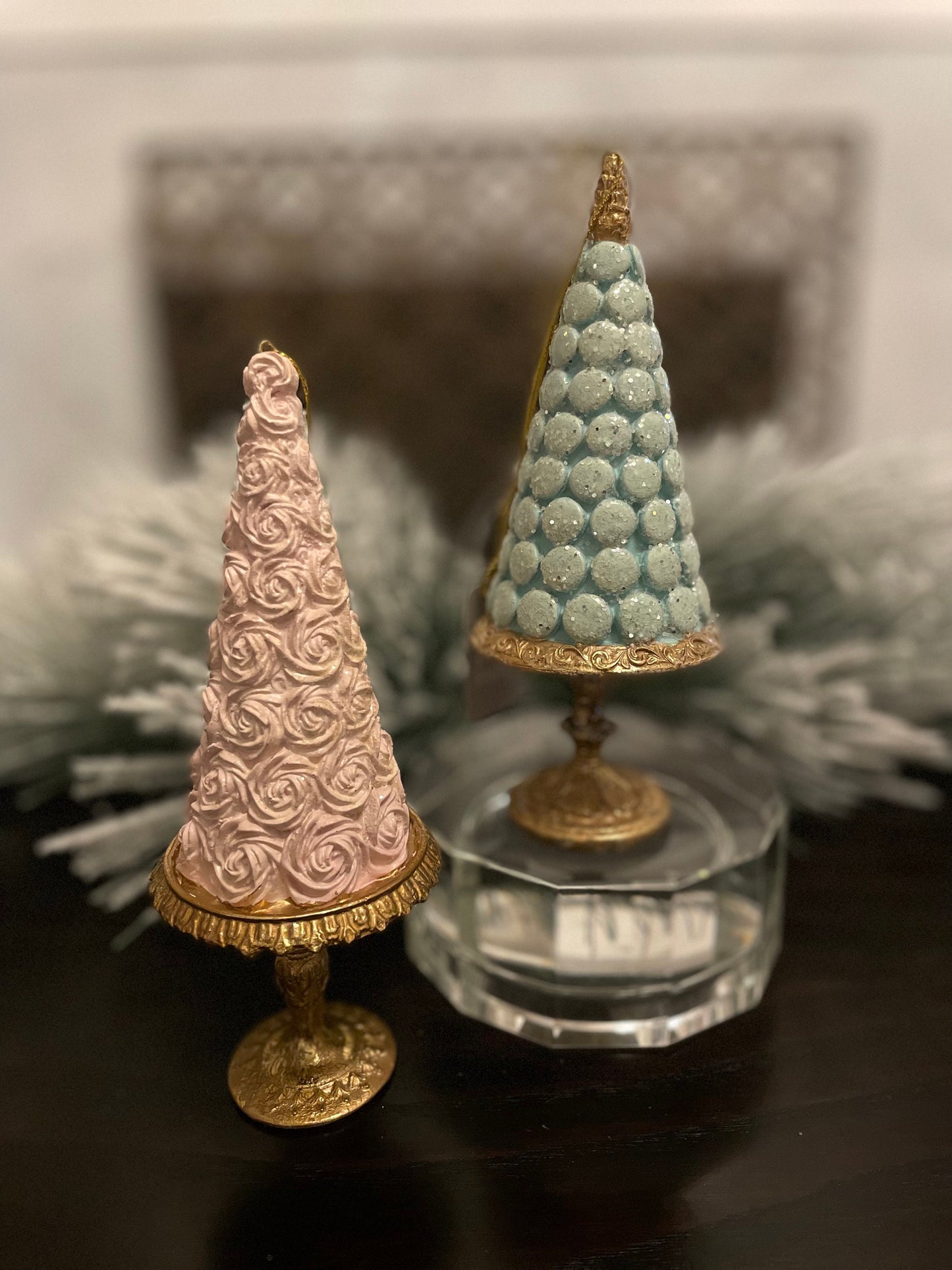 Set of 2. 7.5" Rose icing and macaroon tree ornament. Sweet!